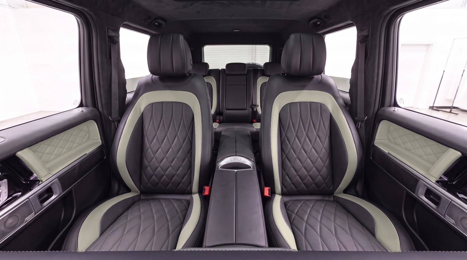 G-Wagon interior visualization: ivory seat band and door inserts, factory black AMG seat centers